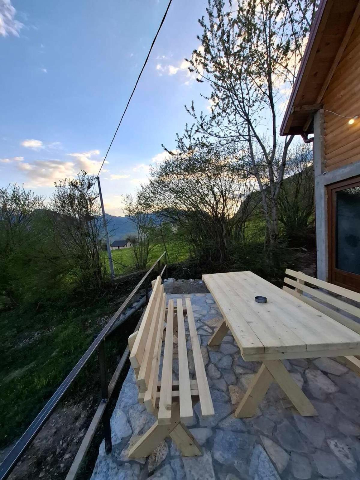 Bungalows Malagic Gusinje Exterior photo